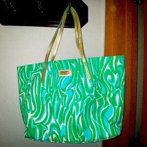 Lilly Pulitzer Finders Keepers Resort Tote